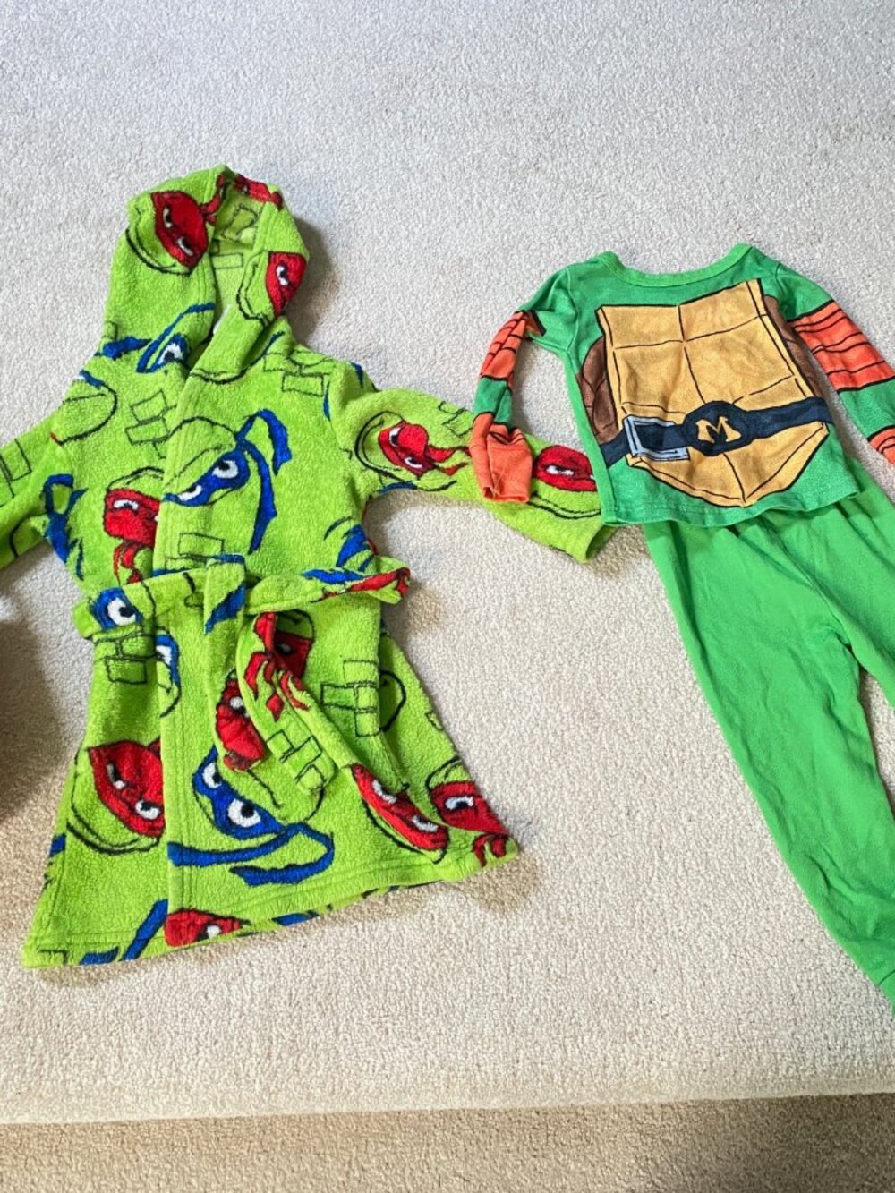 Teenage Mutant Ninja Turtle Size 3T Pj's Size 4 Robe and Pottery Barn Pumpkin